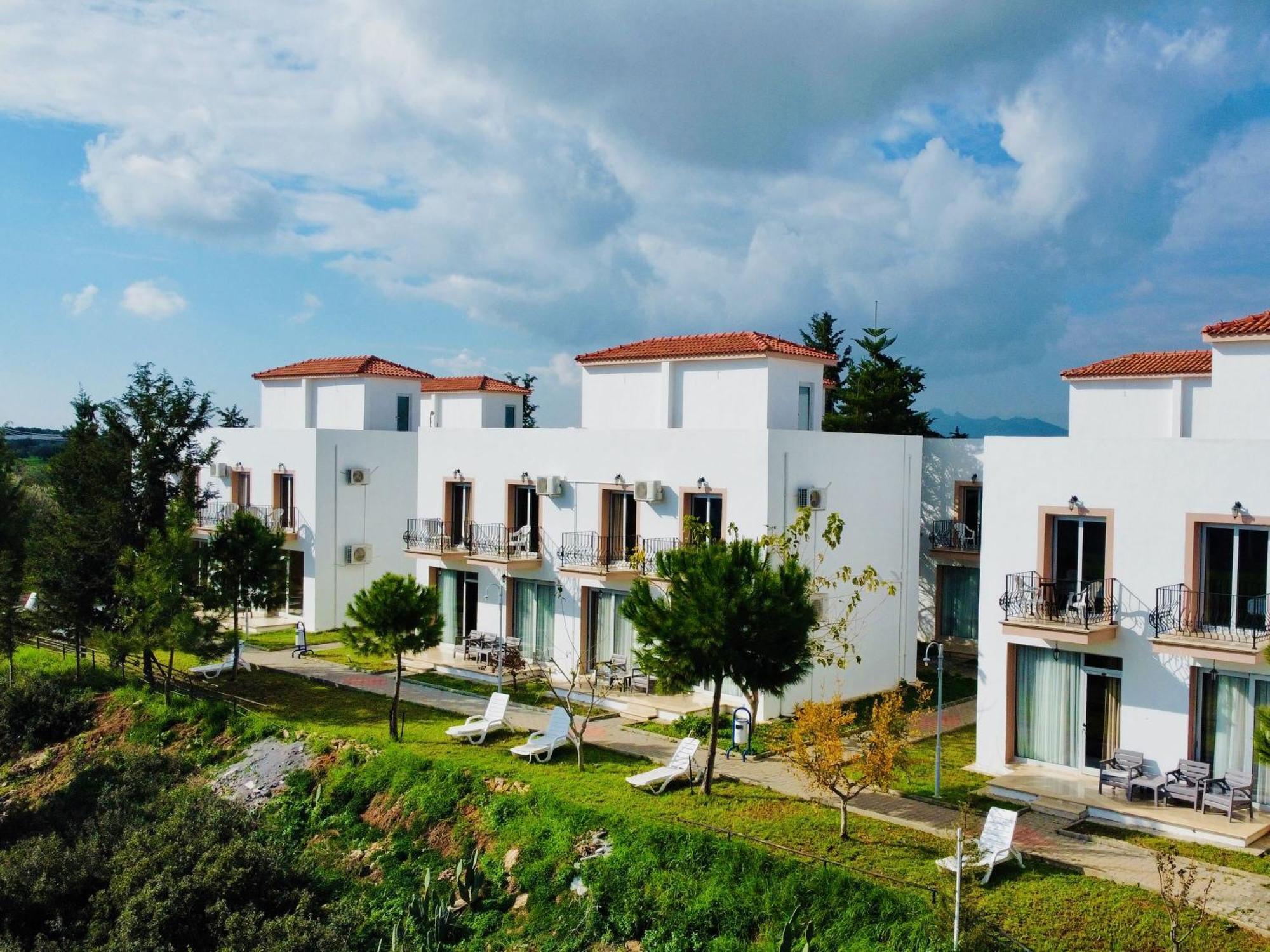 Celebi Garden Hotel - Cittaslow Retreat ฟามากุสต้า ภายนอก รูปภาพ